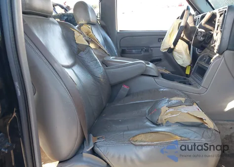 2004 GMC Yukon Slt z USA, uszkodzony, nr VIN 1GKEC13V94R125336